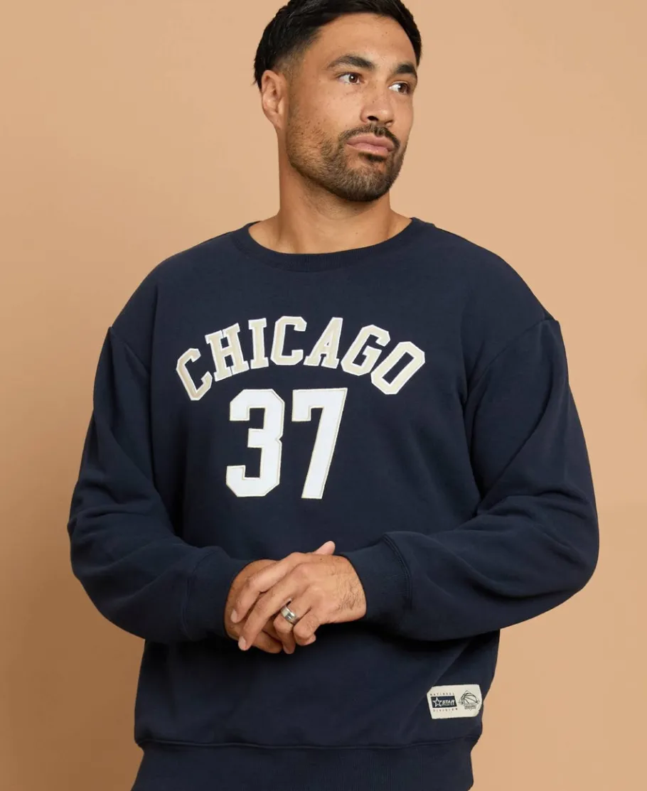Best Men's Heavyweight Applique Sweatshirt Knitwear & Sweats