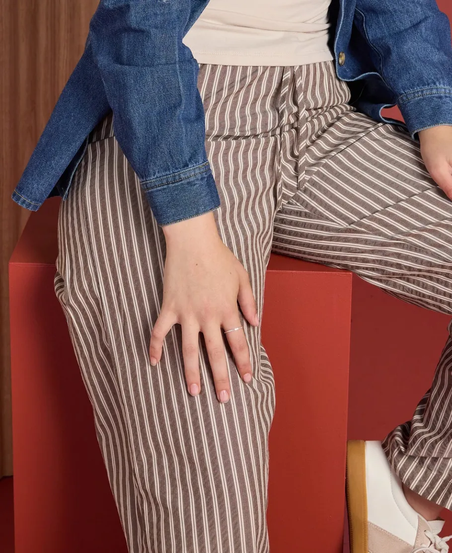 Best Women's Seersucker Stripe Pant Women Pants & Leggings
